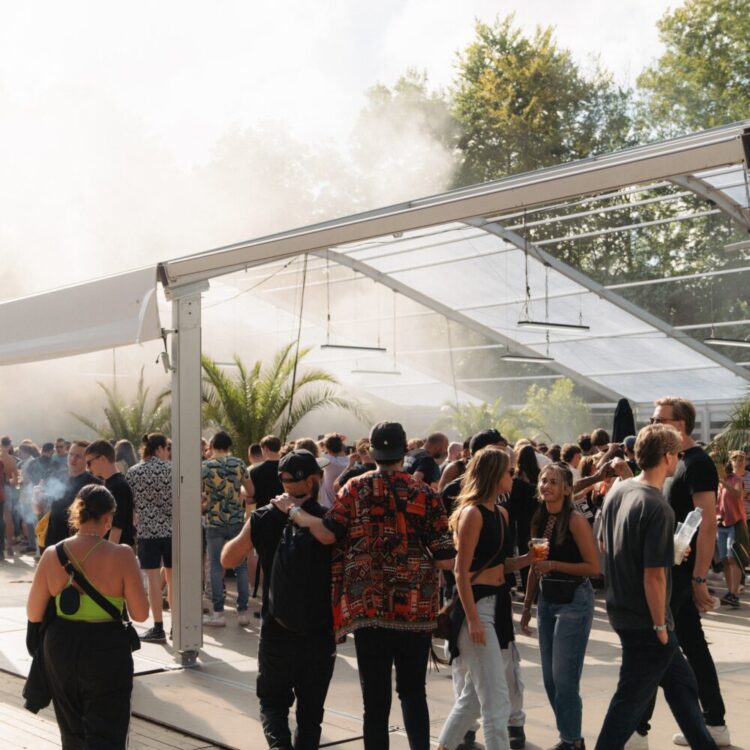 VIP-Paviljoen op een festival.